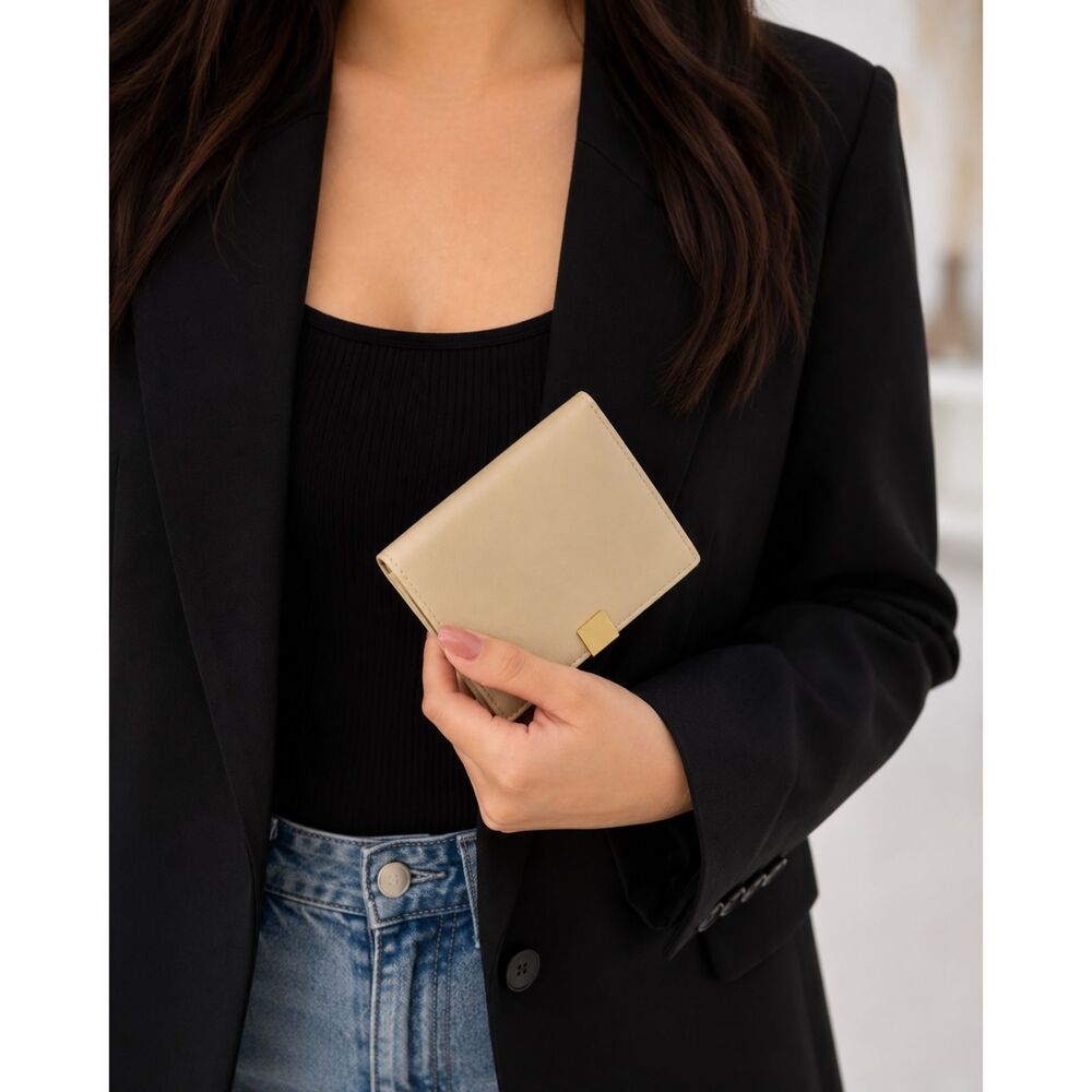 Burberry Nova Check Leather Bifold Wallet Ivory Beige Gold Hardware